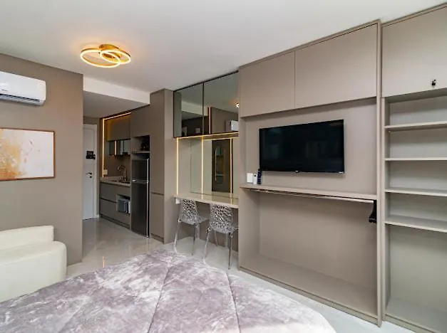 Apartamento Loft 311 Premium 450m Do Consulado *